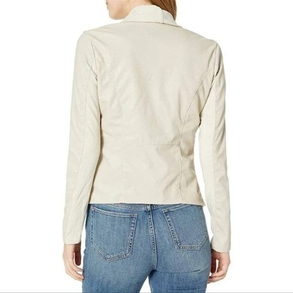 BlankNYC Style #30M-9027 Neutral beige Vegan LEATHER DRAPED Long Sleeve JACKET - Picture 10 of 11